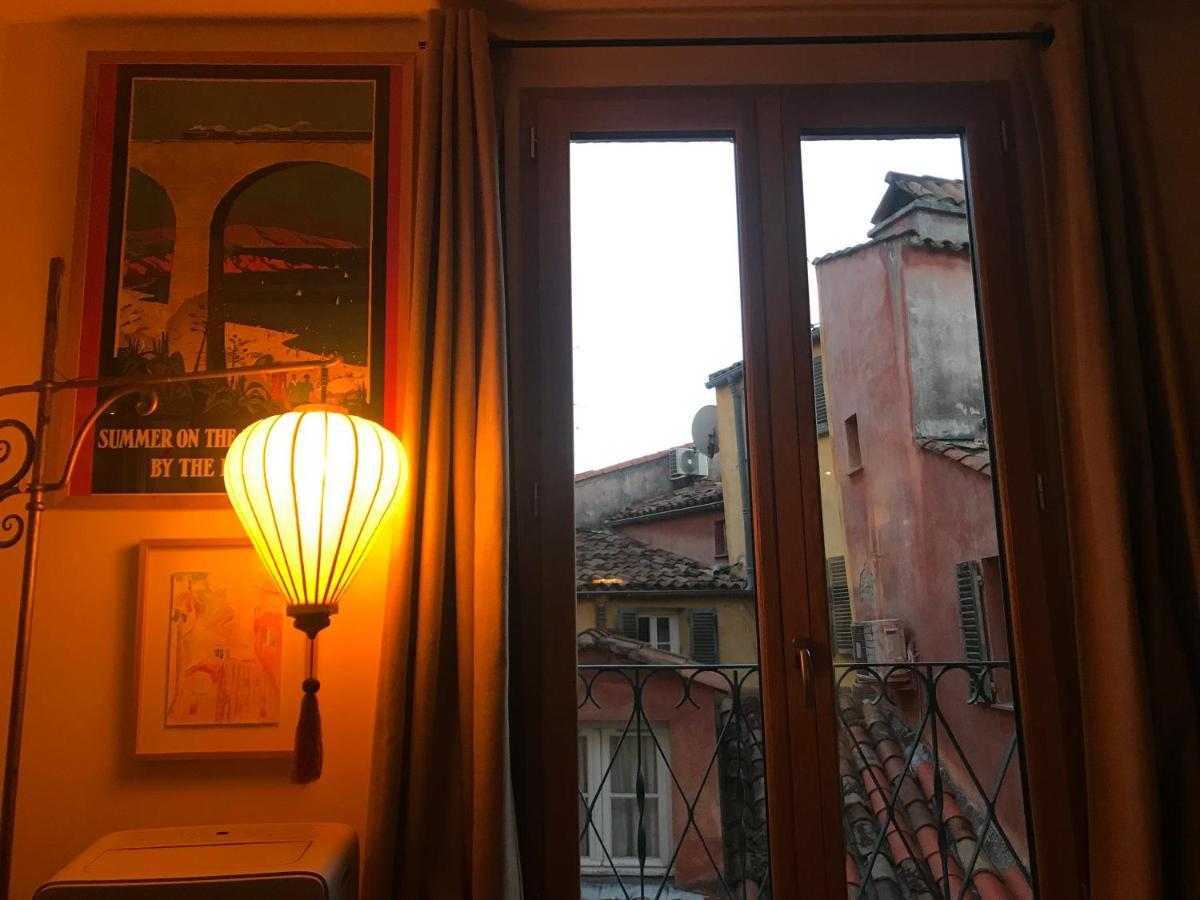 Spacious And Bright Flat Close To The Beach : Heart Of Old Nice Exterior foto
