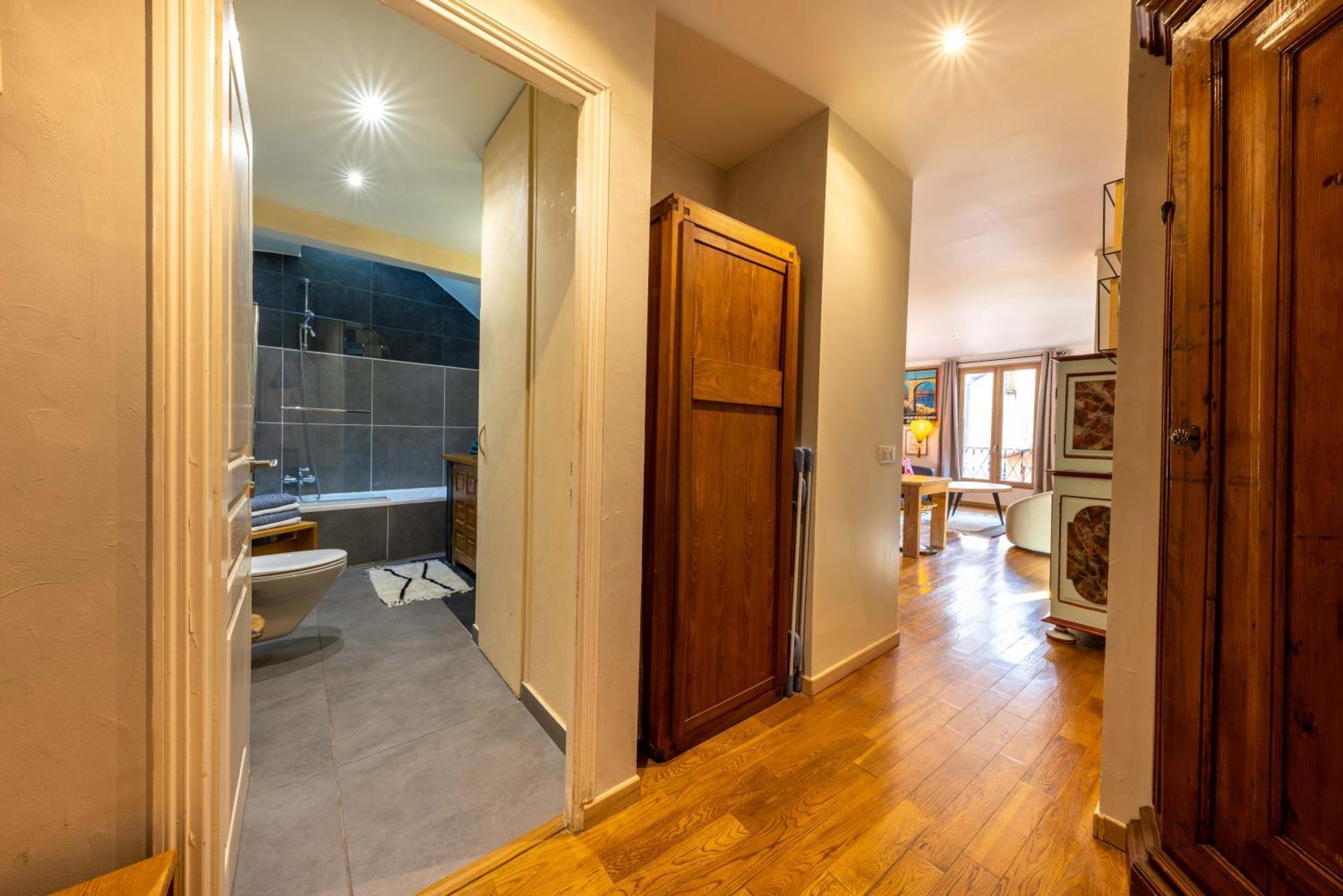 Spacious And Bright Flat Close To The Beach : Heart Of Old Nice Exterior foto