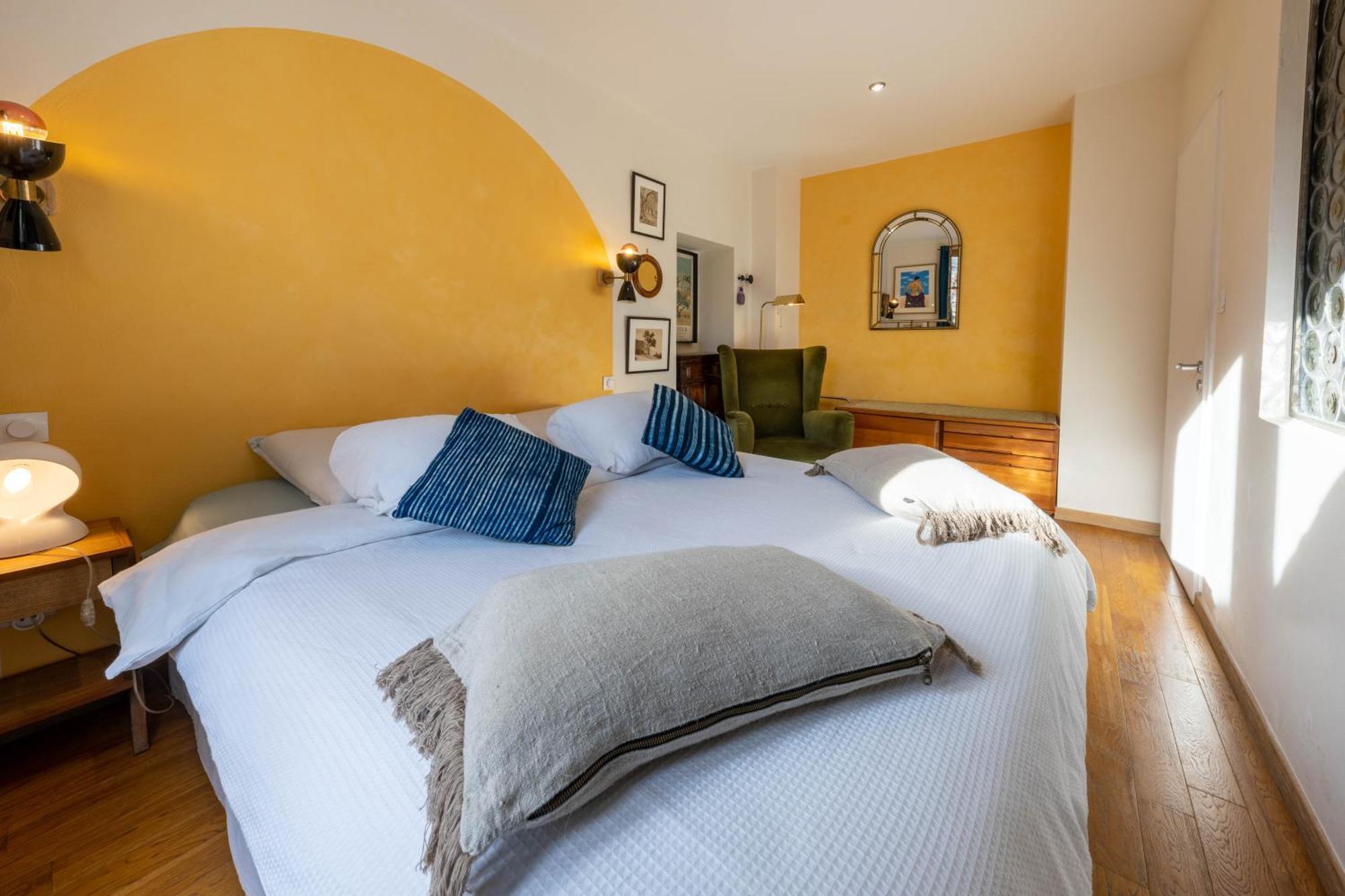 Spacious And Bright Flat Close To The Beach : Heart Of Old Nice Exterior foto